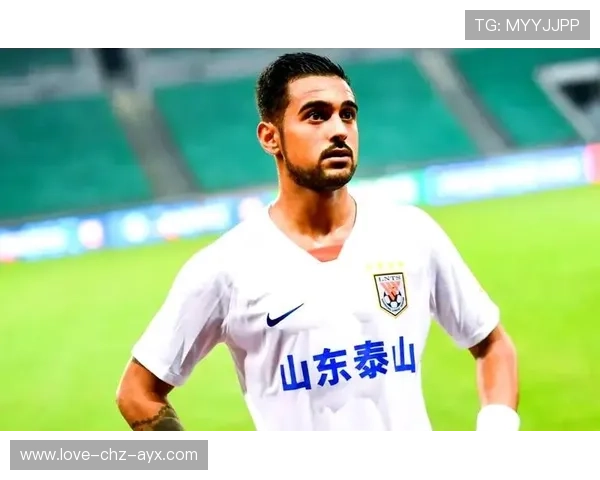 上海海港锋线莱昂纳多：快速推进策动进攻的关键人物